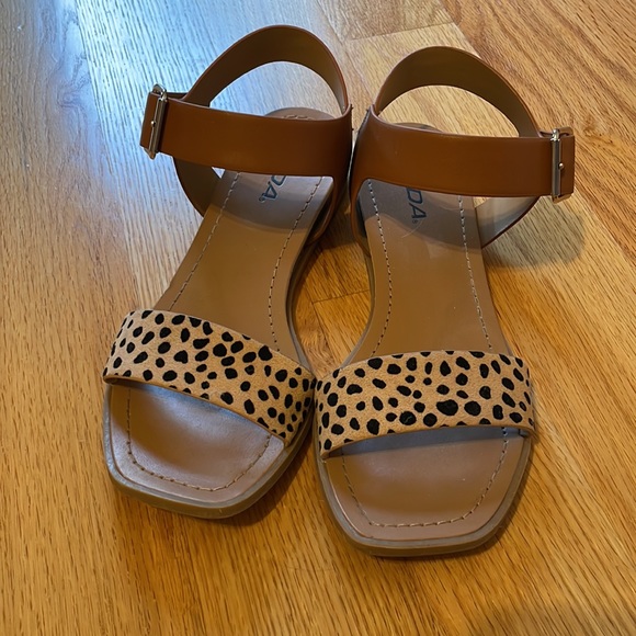 Animal Print Cheetah Sandals - Picture 2 of 5